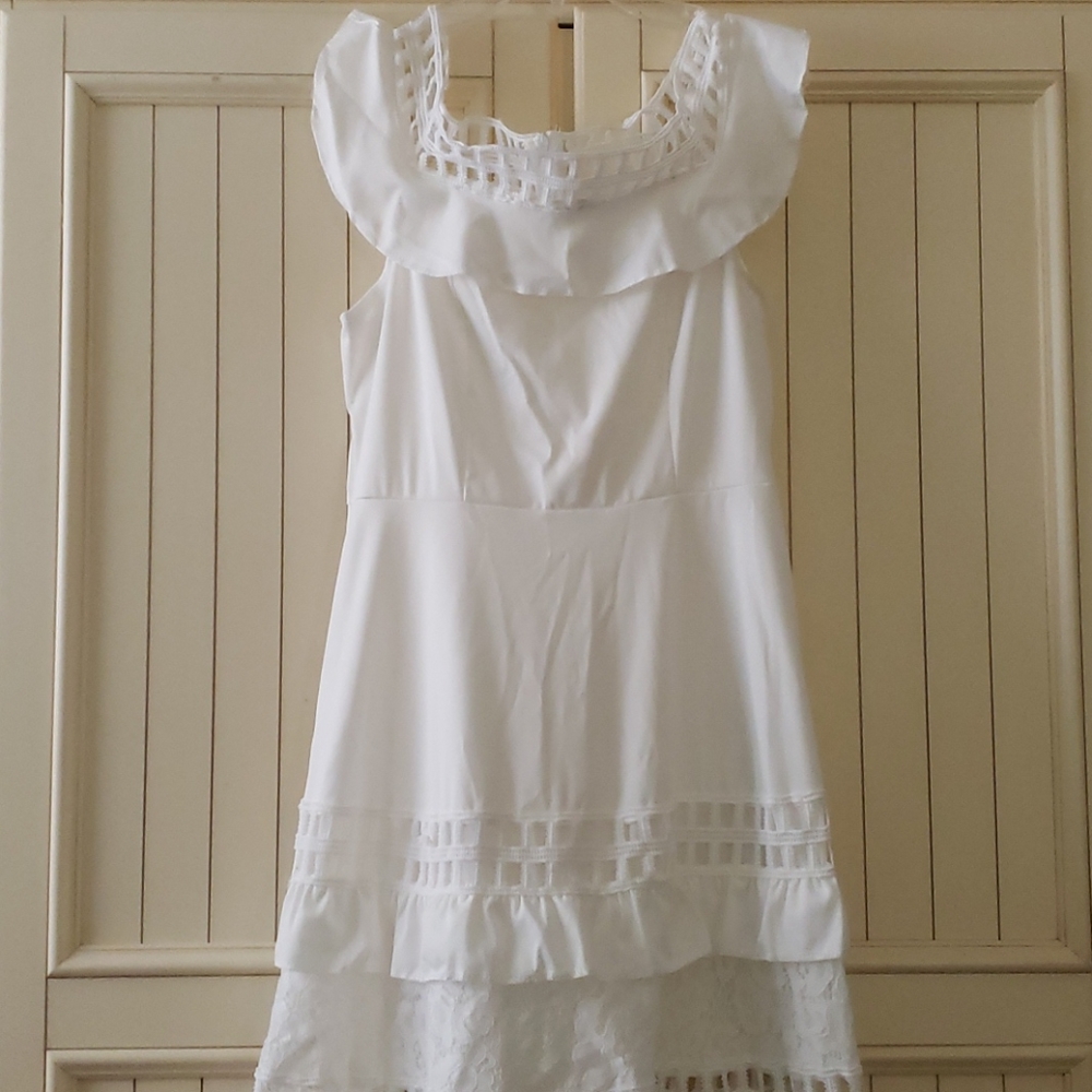 White lace dress